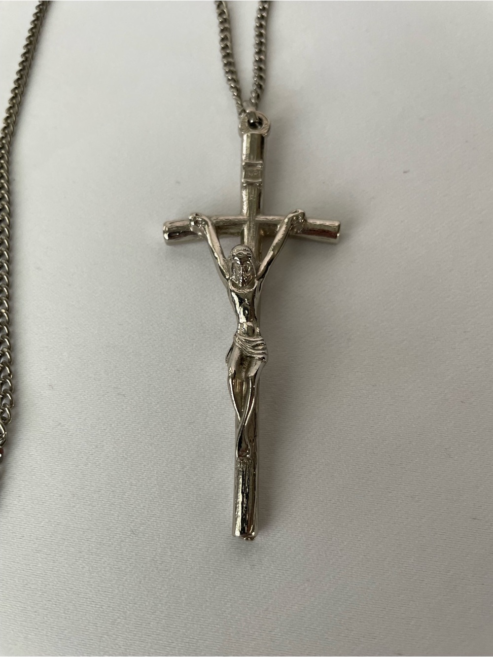 Papal cross Pope John Paul II vintage jewelry crucifix pendant silver tone 15”